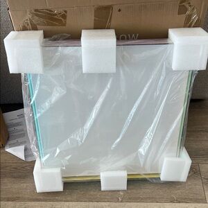 ✨ Brand New, In Box ✨ Wexel Art Acrylic Rainbow Shadowbox with Canvas